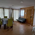 Casa Con Tres Habitaciones Y Dos Banos, Equipada Totalmente, Ubicada En La Localidad De Los Choros, Region De Coquimbo-Chile