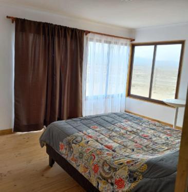 Casa Con Tres Y Dos Banos, Equipada Totalmente, Ubicada En La Localidad De Choros, Region De Coquimbo-chile Choros Bajos